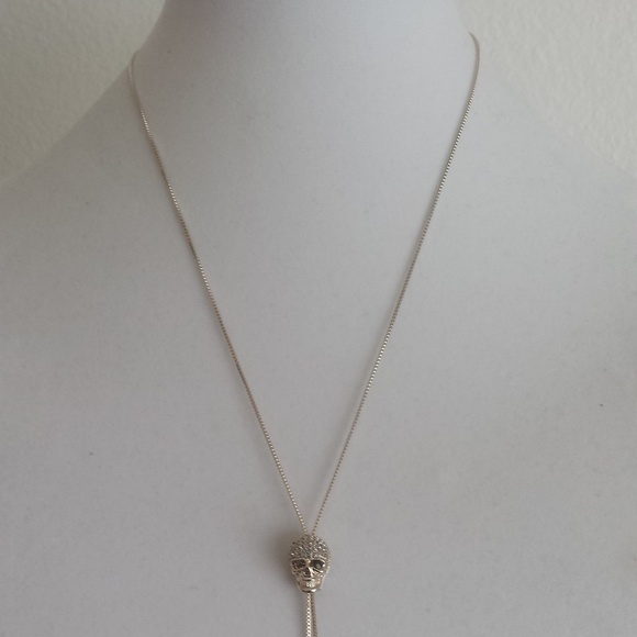 rachels accessories Jewelry - Beautiful 36" Long gold nacklace with Squall